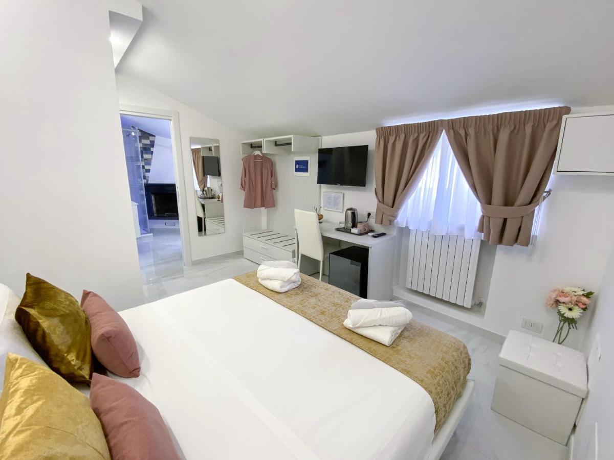 Villa Gabriella - Rooms & Breakfast Sant'Agnello Exteriör bild