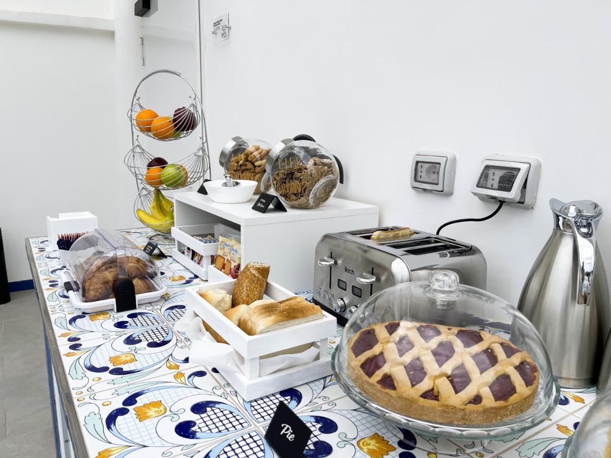 Villa Gabriella - Rooms & Breakfast Sant'Agnello Exteriör bild