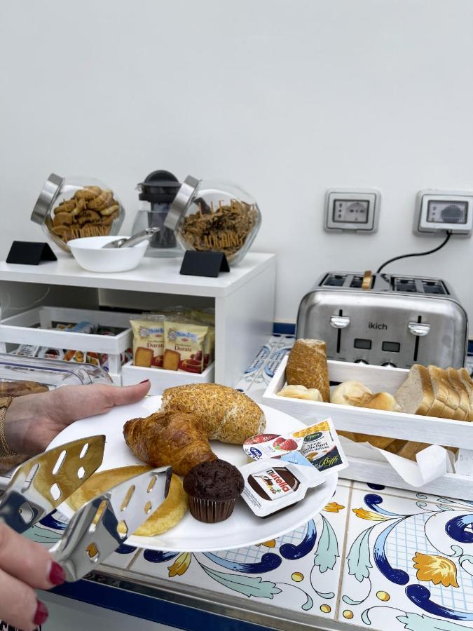 Villa Gabriella - Rooms & Breakfast Sant'Agnello Exteriör bild