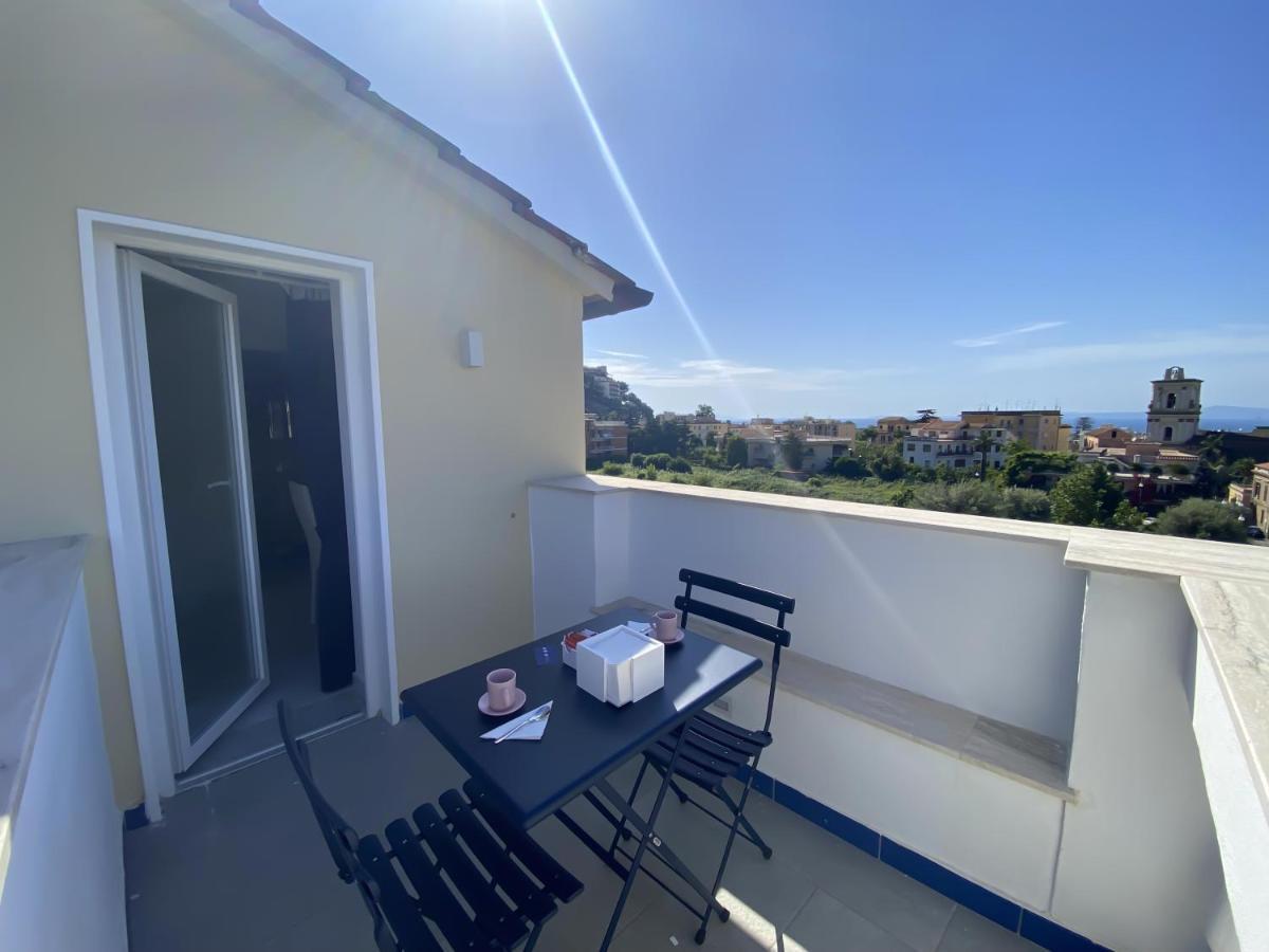 Villa Gabriella - Rooms & Breakfast Sant'Agnello Exteriör bild