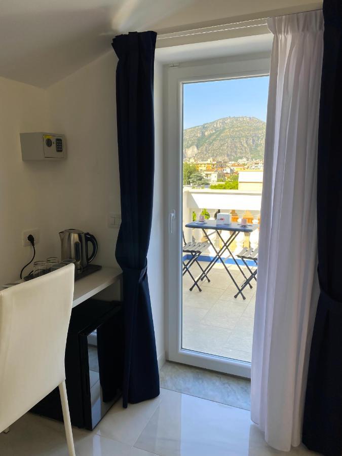 Villa Gabriella - Rooms & Breakfast Sant'Agnello Exteriör bild